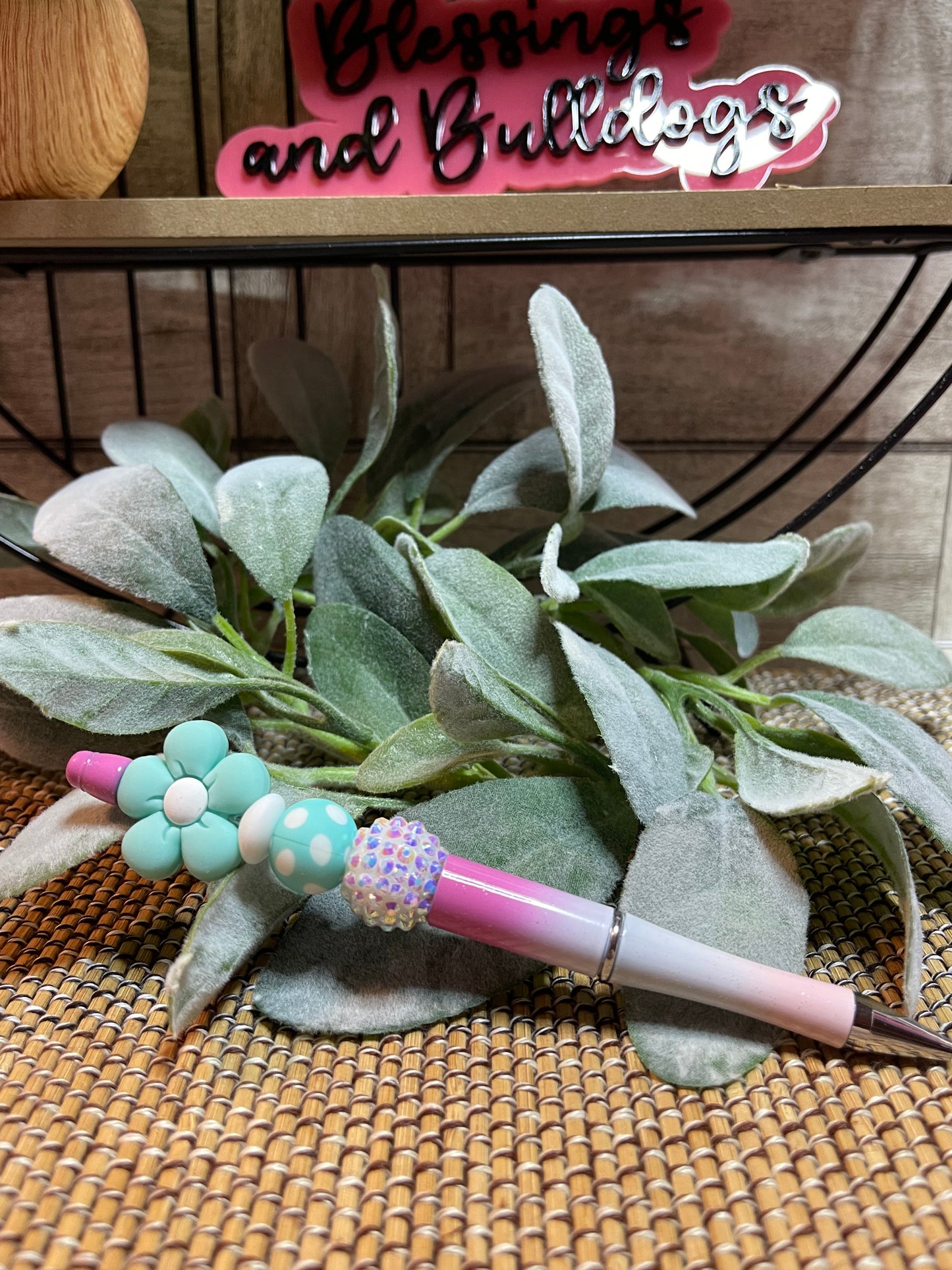 Puff Flower with Pink Ombre Pen